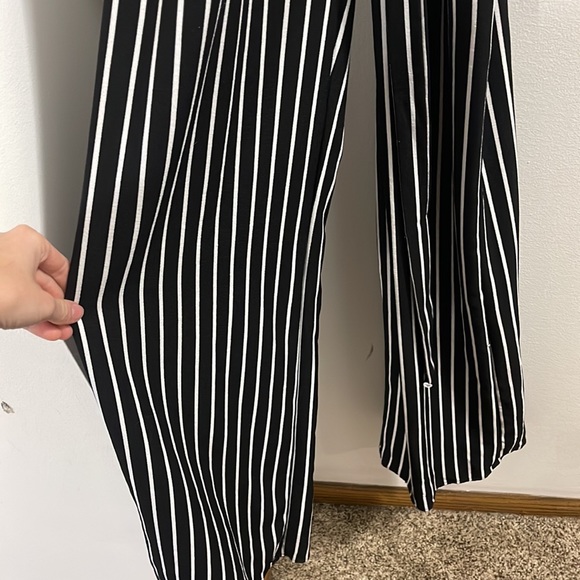 Jumper - Picture 2 of 4